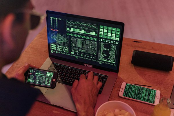 How Can Traditional British Recipes Be Adapted for Modern Dietary Trends?